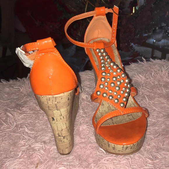 Orange espadrilles - Picture 2 of 2